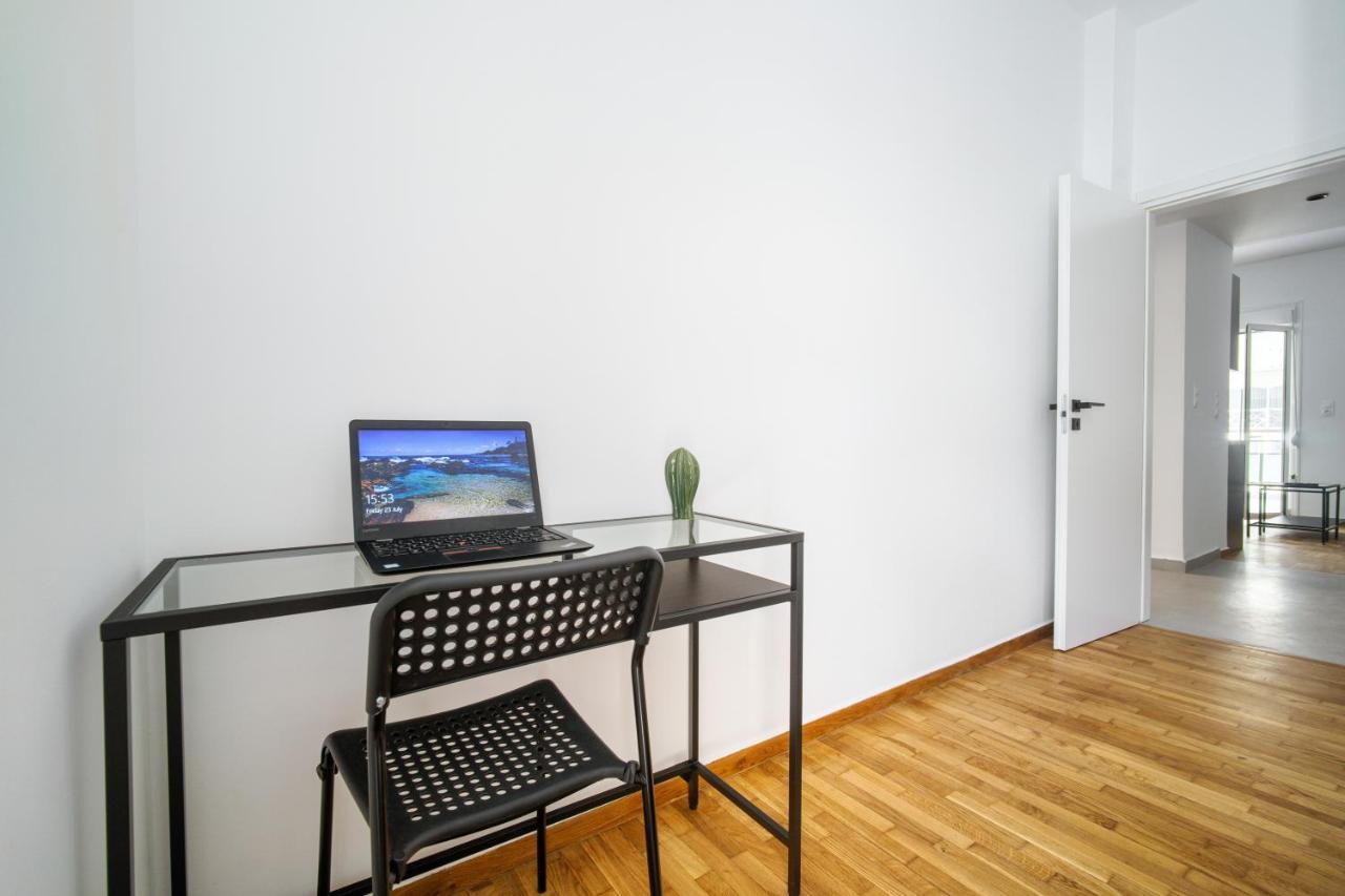 Majestic Flat With Huge Terrace In The City Center Atenas Exterior foto