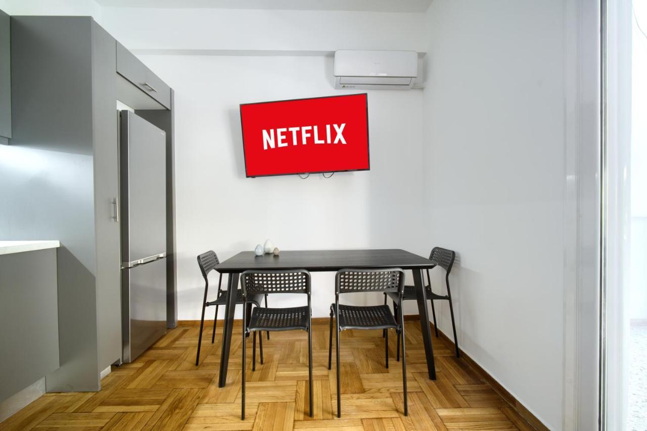 Majestic Flat With Huge Terrace In The City Center Atenas Exterior foto
