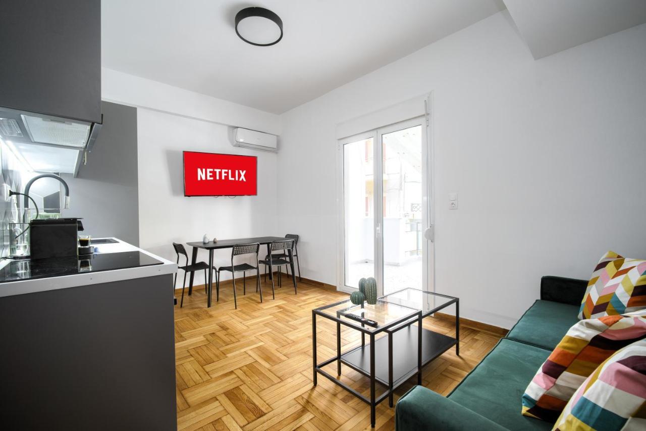 Majestic Flat With Huge Terrace In The City Center Atenas Exterior foto